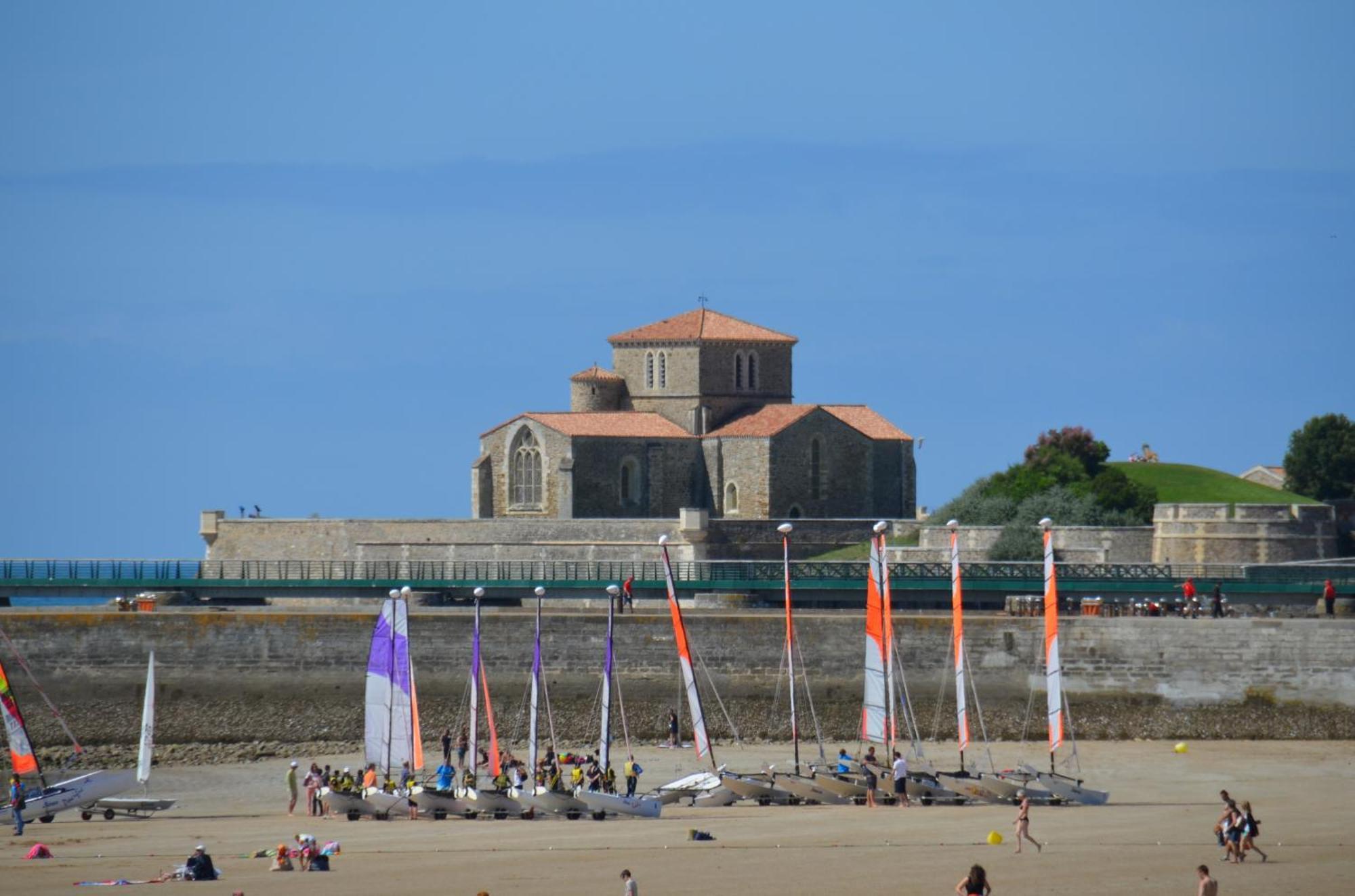 Appartements Front De Mer Sables D'Olonne Les Sables-dʼOlonne Exterior foto